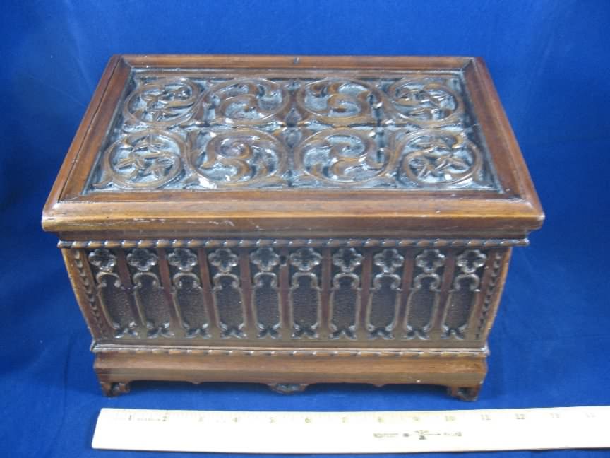 SOLID MAHOGANY DRESSERS AND CHESTS - LAUREL CROWN ANTIQUE